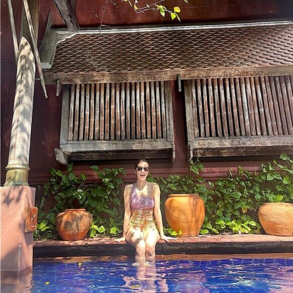 DAZE DAYZ One Shoulder One-Piece - Picture 5 of 7